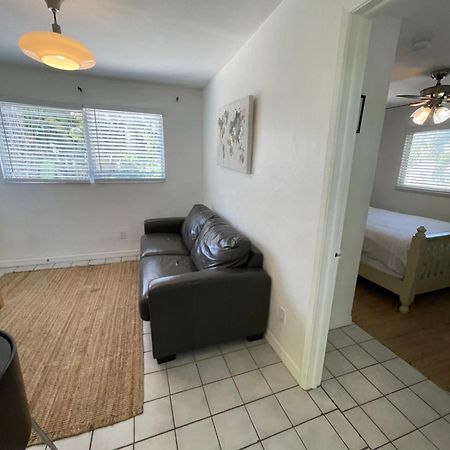 Downtown Ftl Apartments On The River Fort Lauderdale Bagian luar foto