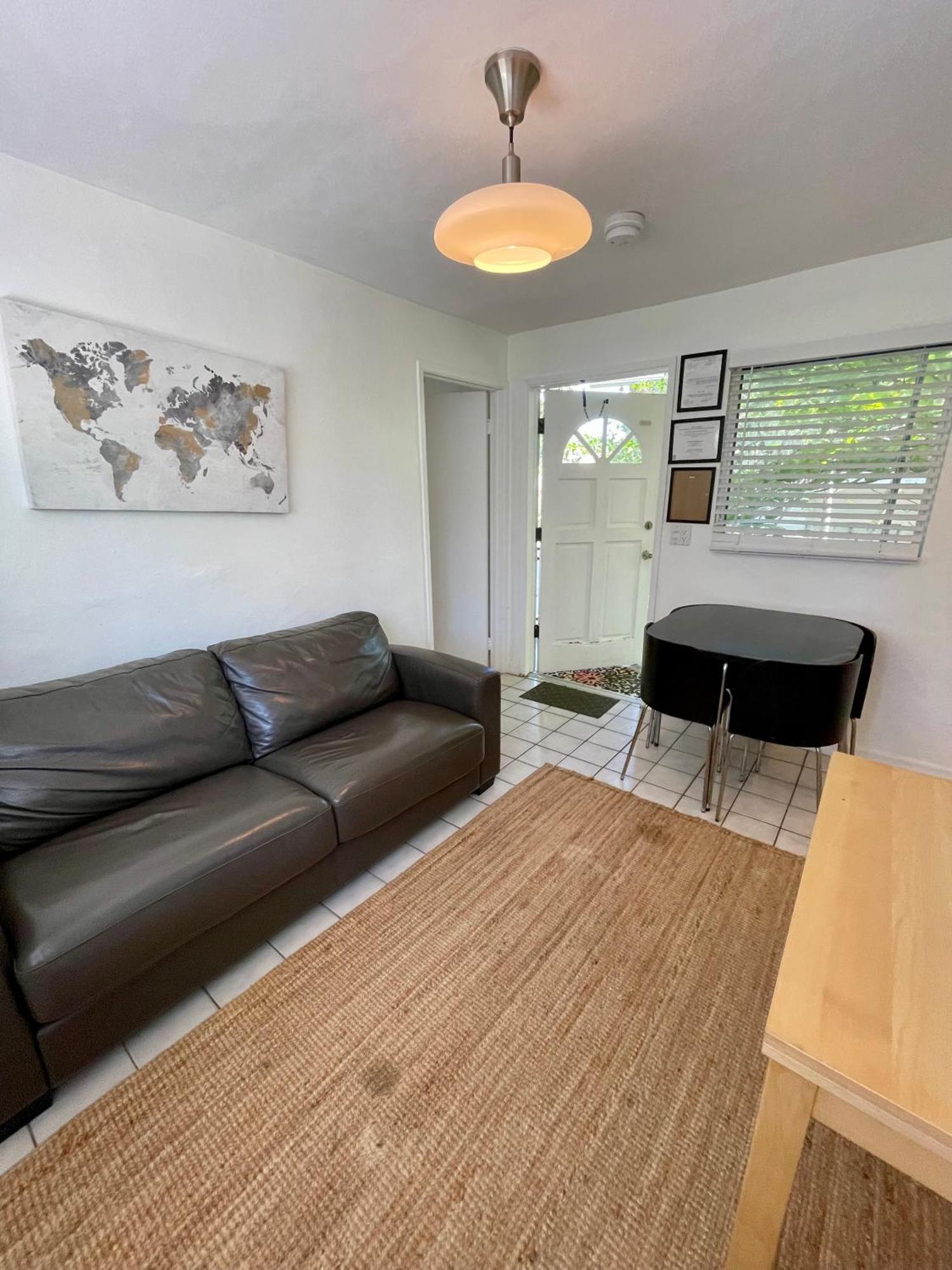 Downtown Ftl Apartments On The River Fort Lauderdale Bagian luar foto