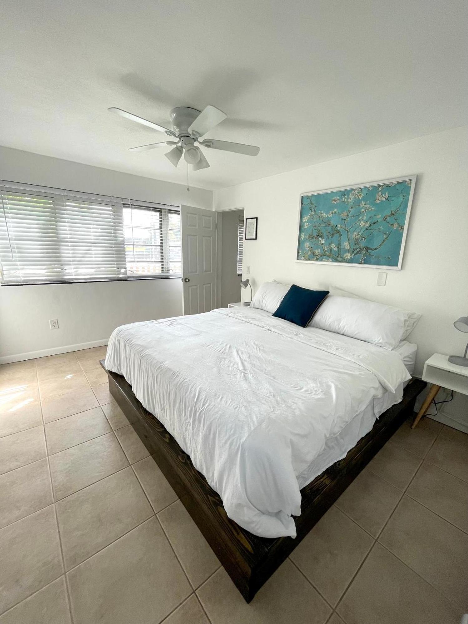 Downtown Ftl Apartments On The River Fort Lauderdale Bagian luar foto