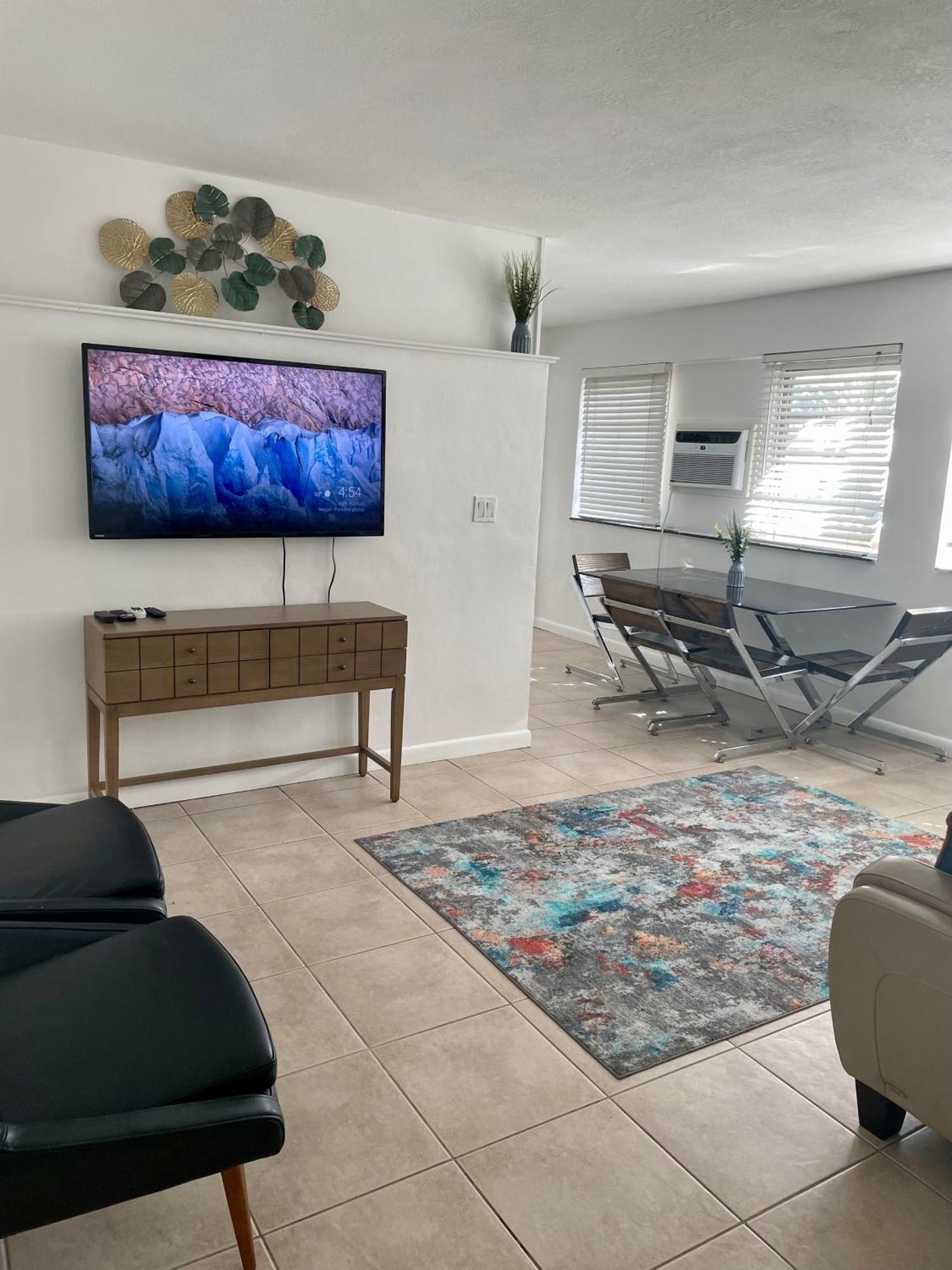 Downtown Ftl Apartments On The River Fort Lauderdale Bagian luar foto